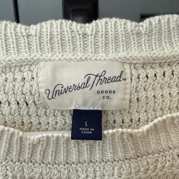 Universal Thread Cream Cropped Scoop Neck Sweater - Picture 2 of 6